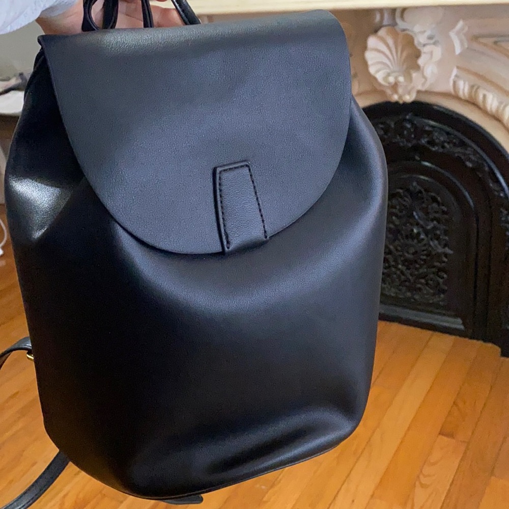 Vegan leather backpack - mini